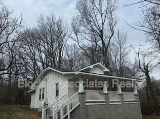 1314 Uwharrie St, Asheboro, NC 27203