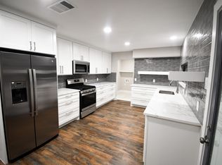 1011 Sam Hill St, Irving, TX 75062