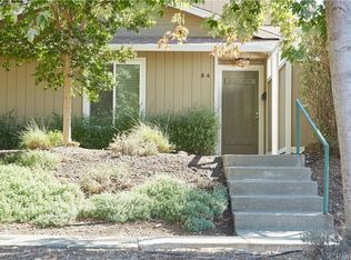 8 Oliva Dr #A, Novato, CA 94947