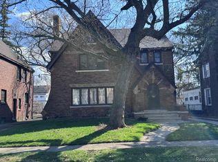 16814 Parkside St, Detroit, MI 48221
