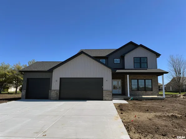 412 Manor Hill Dr, Chatham, IL 62629