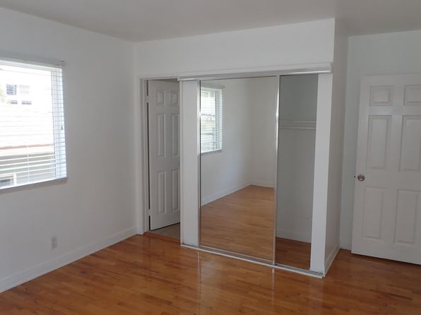 1025 Idaho Ave #11