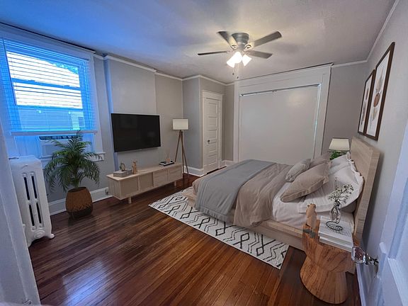 4th image of 1436 Westover Ave #B