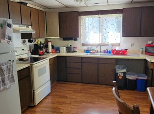 211 Randolph St, Mishicot, WI 54228