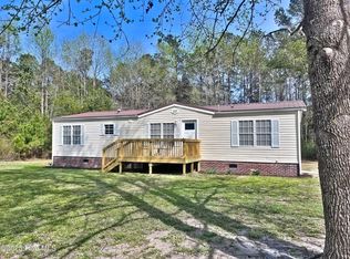 105 Cross Creek Dr, Hampstead, NC 28443