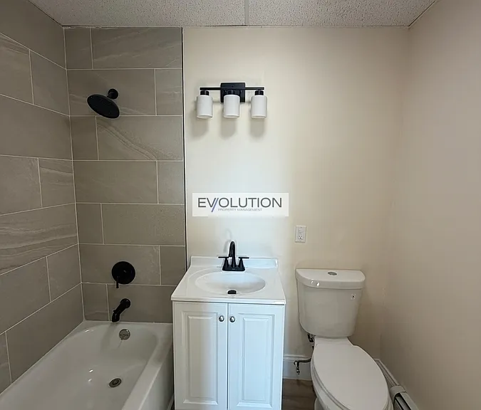 906 Park St #3W — Photo 8