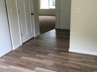 252 Magnolia Dr, Glenwood City, WI 54013