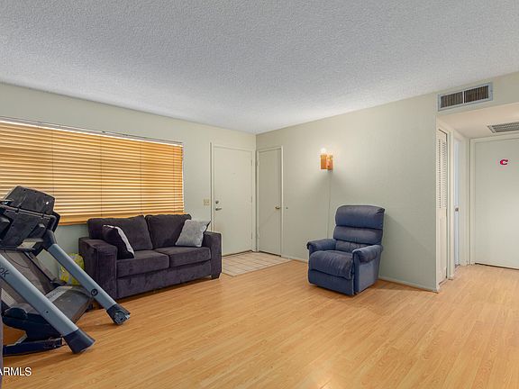 5th image of 20422 N 33RD Drive