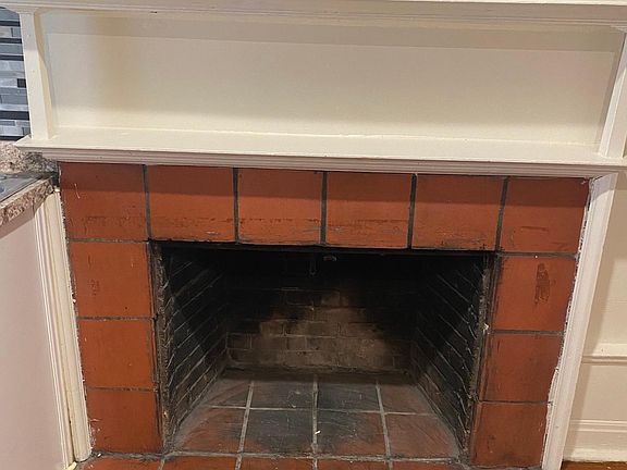 3rd image of 311 S Hicks St APT 4B