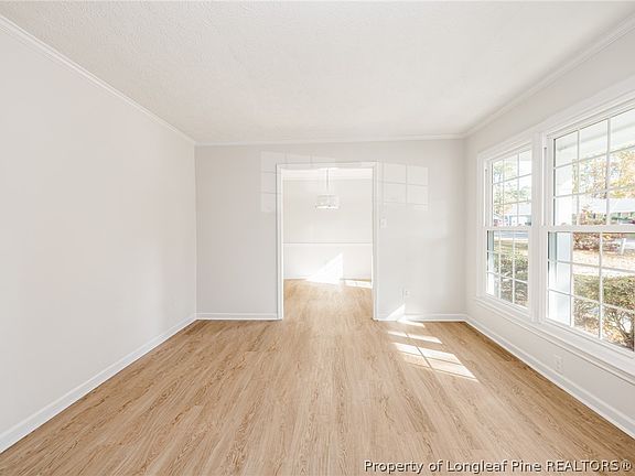 4th image of 5890 Waccamaw Ct