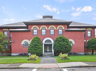 60 North St APT 3, Dalton, MA 01226