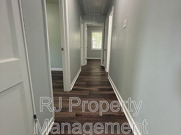 5th image of 332 Flynn Rd