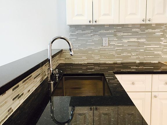 New granite countertop