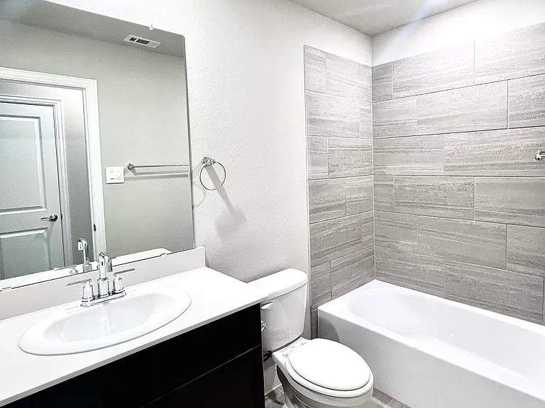 2367 Aspen Hill Dr #1 — Photo 10