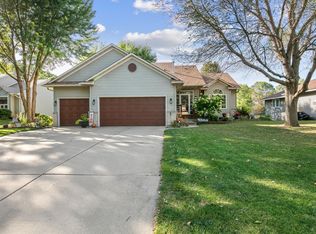 1221 Cuylle Bay, Faribault, MN 55021