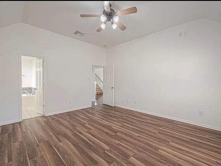 10819 Waterfern Ct — Photo 7