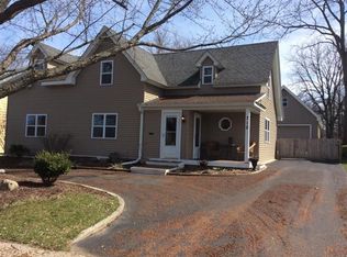 712 Brink St, Woodstock, IL 60098