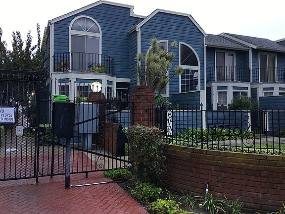 2nd image of 14780 Pioneer Blvd