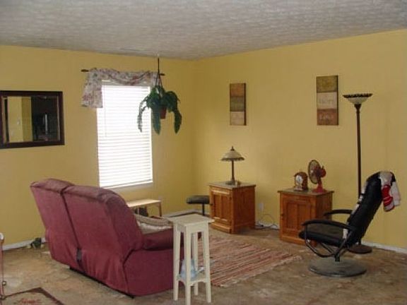 4th image of 8109 Puritan Dr APT B