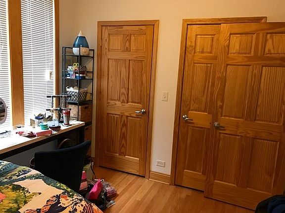 5th image of 1455 W Cortez St #1