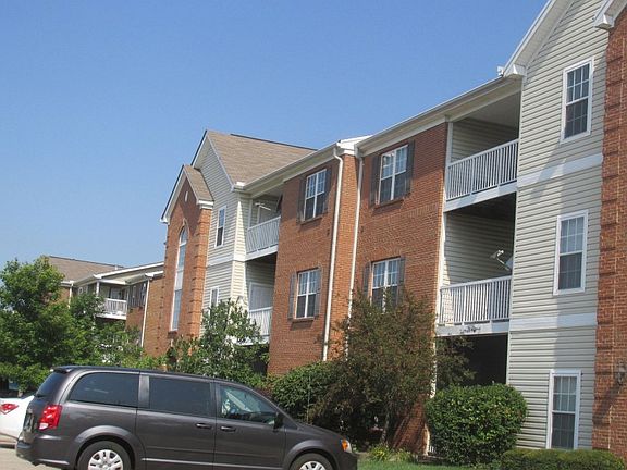 2nd image of 3752 Grant Ave APT G