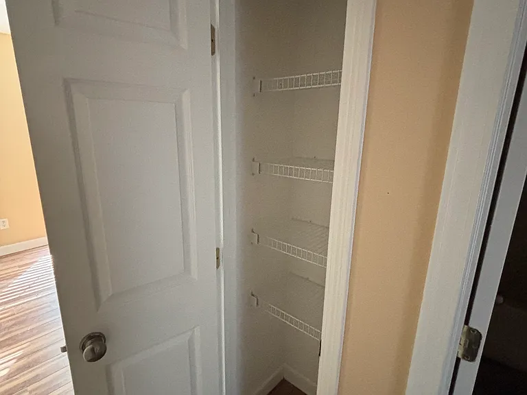 587 Mitchell St — Photo 13