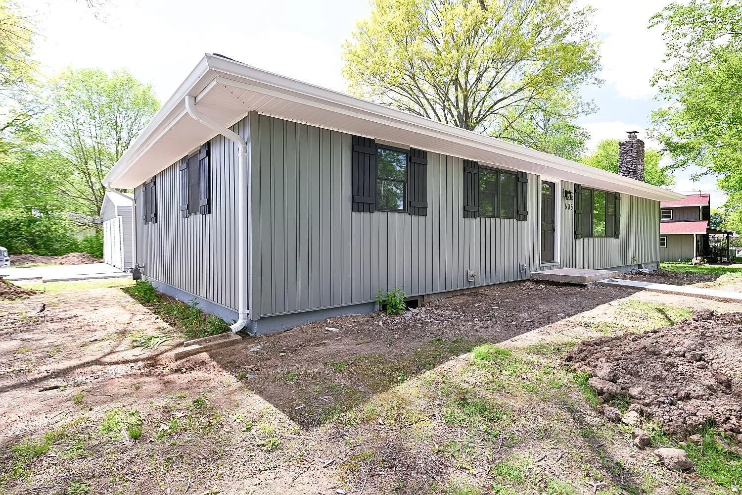 605 Margaret Ave photo 1