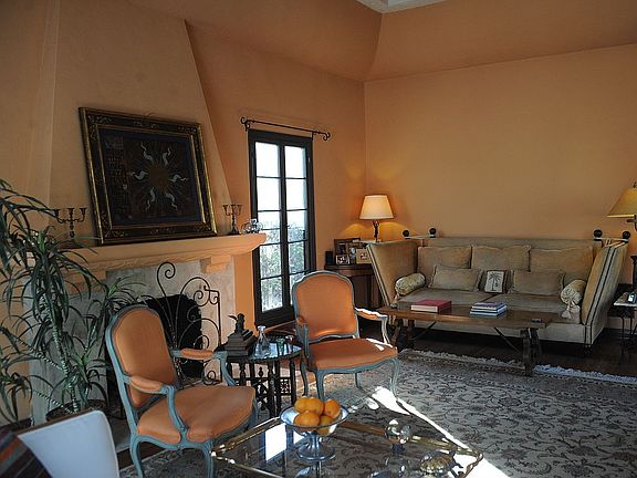 Walls updated neutral color 