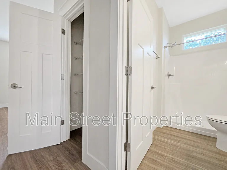 2289 Dog Track Rd #B — Photo 11