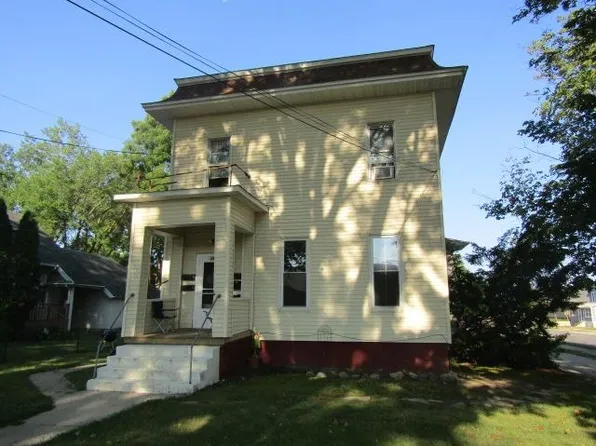 204 Michigan Ave, Owosso, MI 48867