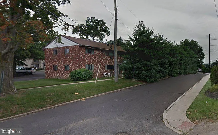118 E Moreland Ave APT 3B photo 1