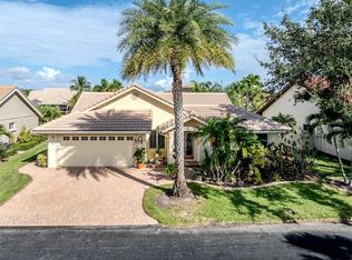 16 Inlets Blvd #16, Nokomis, FL 34275