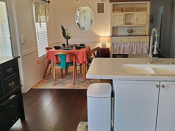 kitchen,  dining area