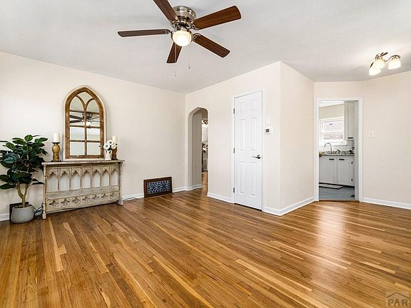3rd image of 306 Cleveland St