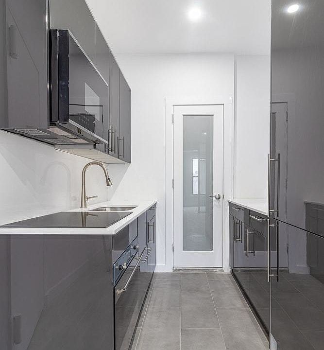 2nd image of 105 Macdougal St #28A