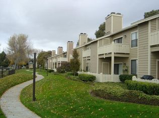 210 Shoreline Ct, Richmond, CA 94804