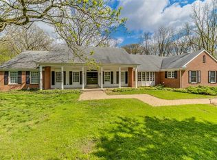 51034 Erin Glen Dr, Granger, IN 46530