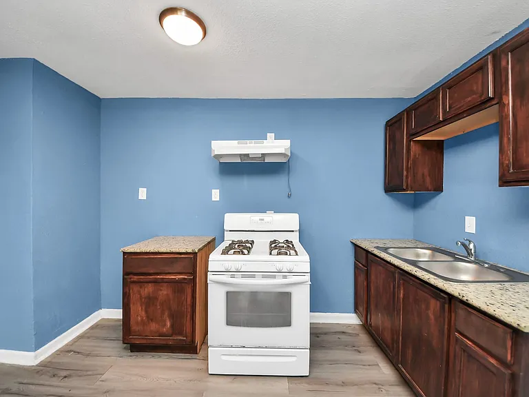 716 Hargest St #B — Photo 7