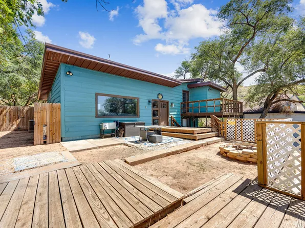 68 Pony Express Trl, Lubbock, TX 79404