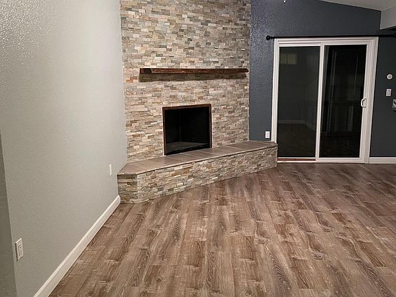 2nd image of 3222 Doe Ct