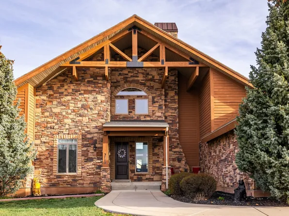 3710 N Foothill Ln, Eden, UT 84310