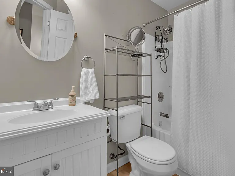 103 Quiet Waters Pl — Photo 29