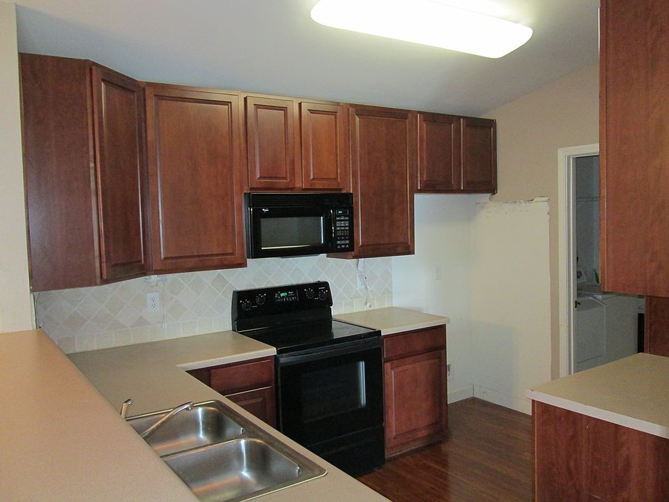 1st image of 10625 Hill Point Ct