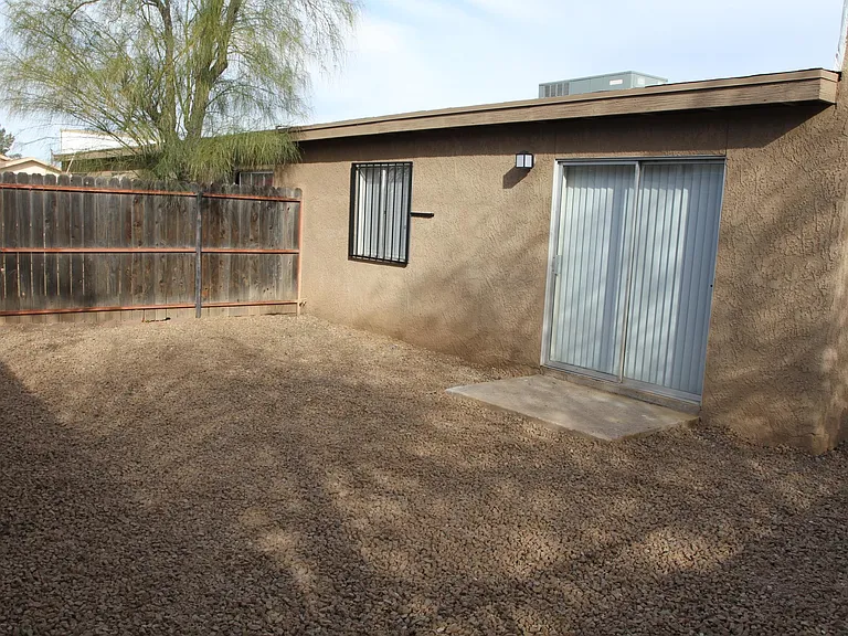 4342 E Lee St — Photo 11