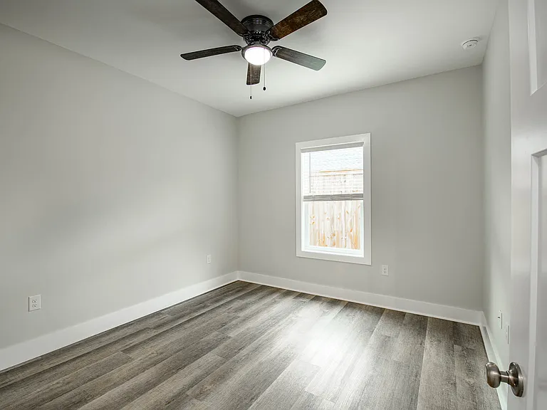 109 Clearing Way — Photo 3