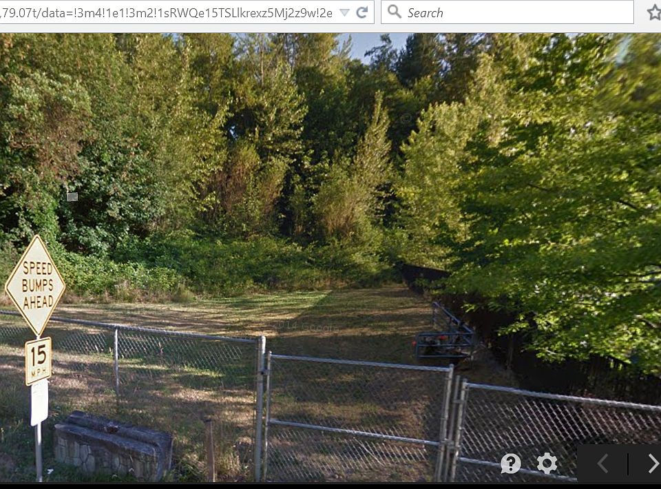 2nd image of 2213 NE 100th St