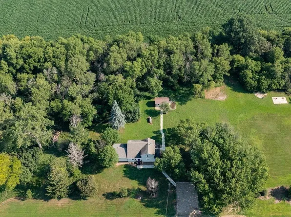 47608 300th St, Alcester, SD 57001