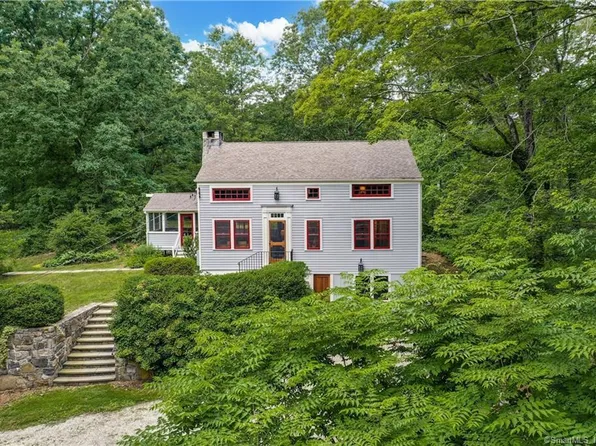 9 Old Sow Road, Easton, CT 06612