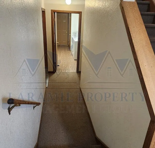 1725 Fetterman Dr #B — Photo 11