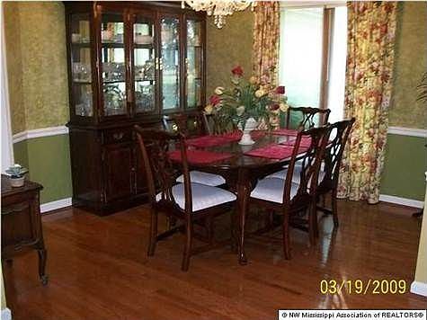 1st image of 8100 Summerwood Cir